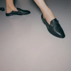 Meilleur Prix Garanti KOST Mules Cuir Tannage Végétal Noir Femme 29